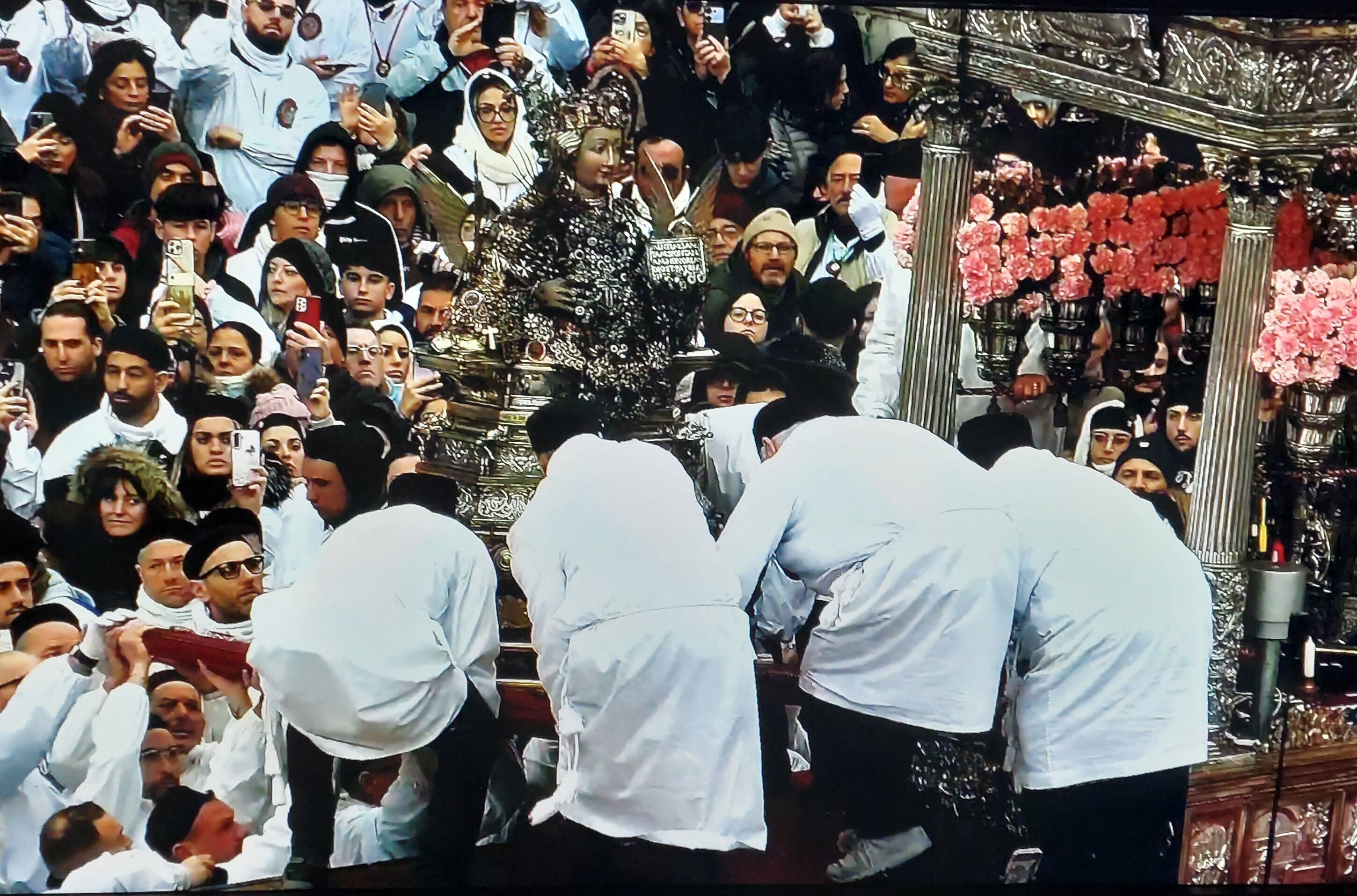 Sant'Agata non stop: rientro in cattedrale dopo 24 ore