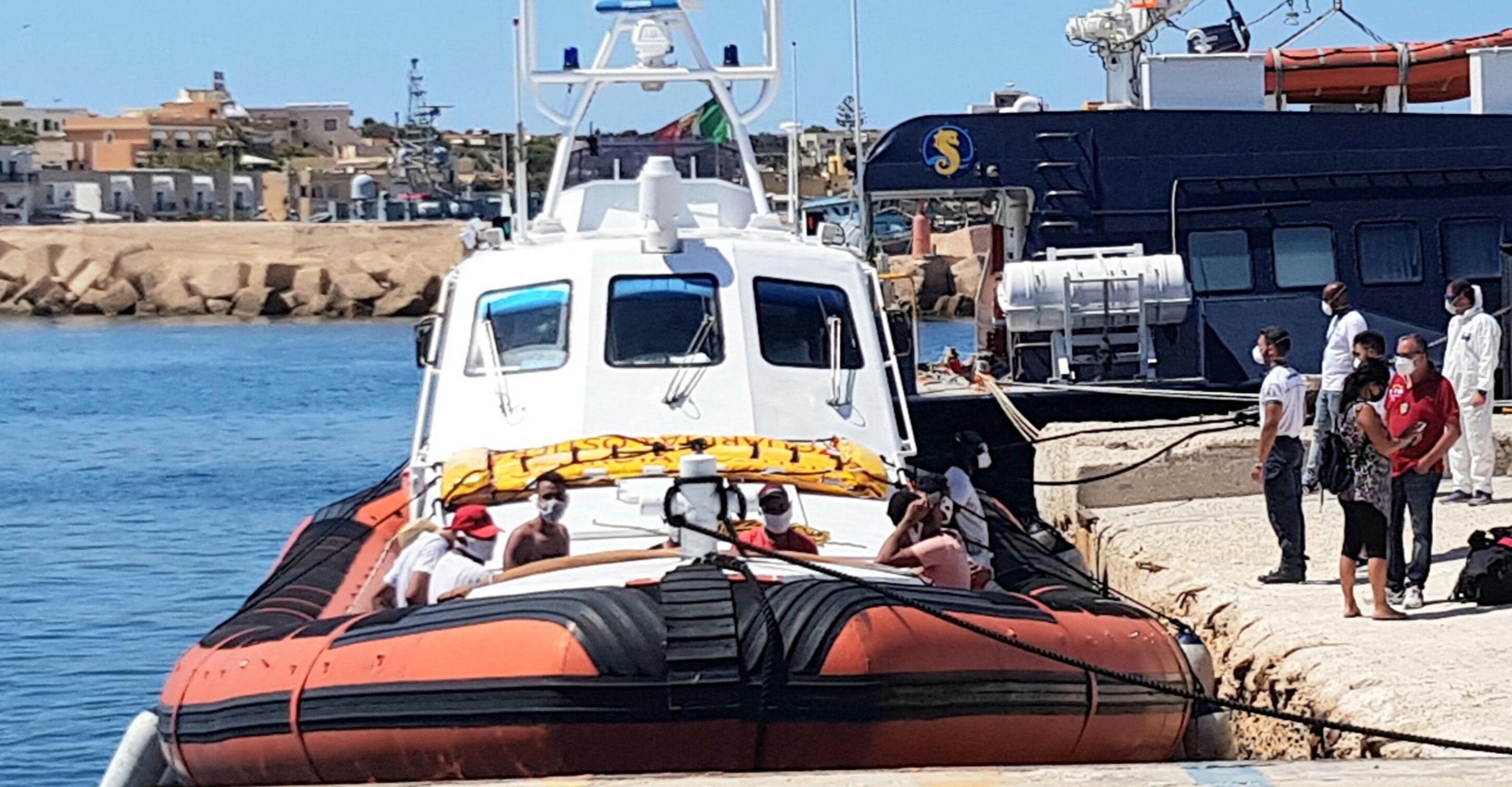 Cadavere decapitato al largo di Lampedusa