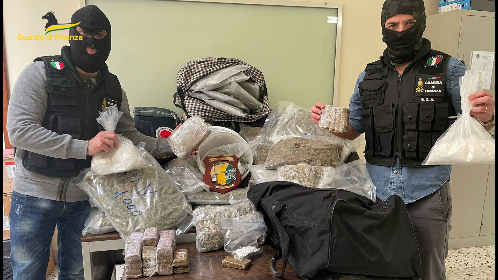 A Catania blitz contro il traffico internazionale di droga