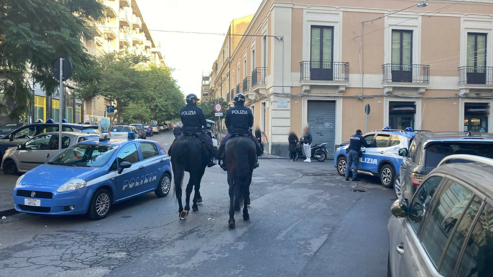 Cavalli e segugi a San Berillo