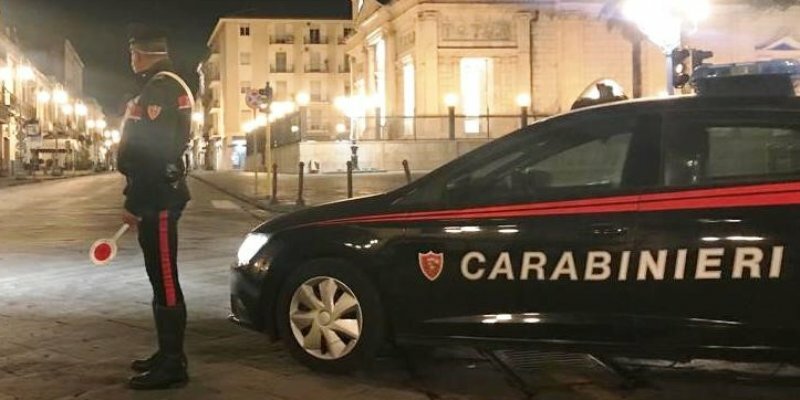 Evade dai domiciliari, il braccialetto lo inchioda