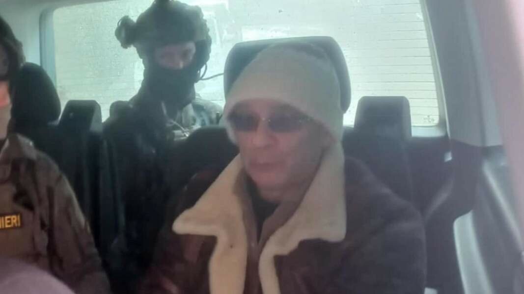 Rubano le analisi di Messina Denaro e chiedono un riscatto