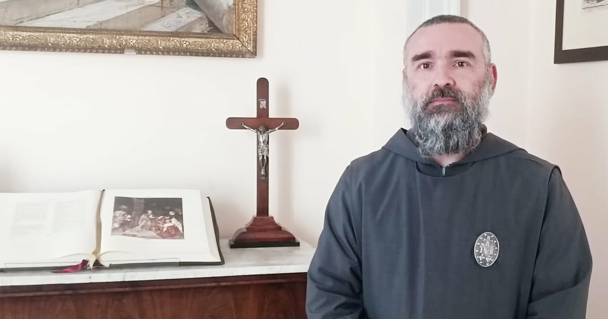 Ad Acireale va in onda l'esorcista Ad Acireale va in onda l'esorcista