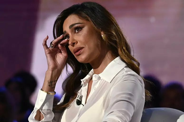 Provoca incidenti e non si ferma, indagata Belen Rodriguez
