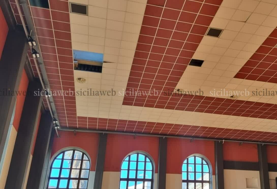 Catania: tenta furto in palestra, cade e muore