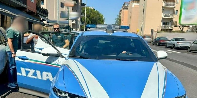 Fermati lavavetri molesti in via Giuffrida