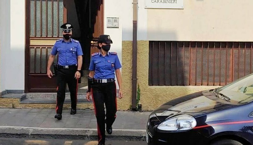 Chiamano l'ambulanza, ma il ferito &egrave; l'autista