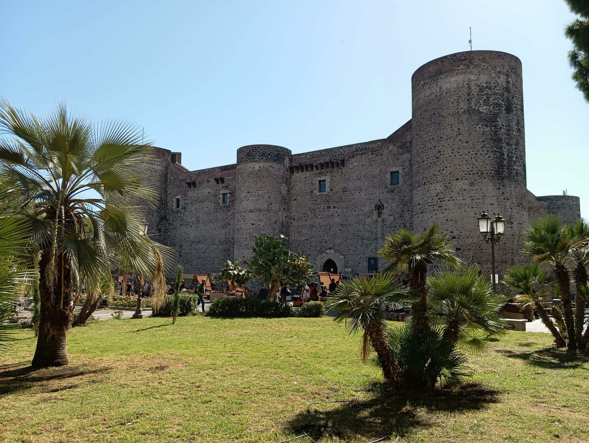 Furti di rame lasciano il Castello Ursino al buio Furti di rame lasciano il Castello Ursino al buio