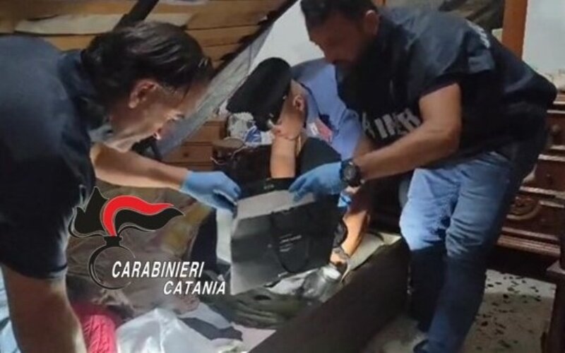 Armi e droga nella casa di San Cristoforo
