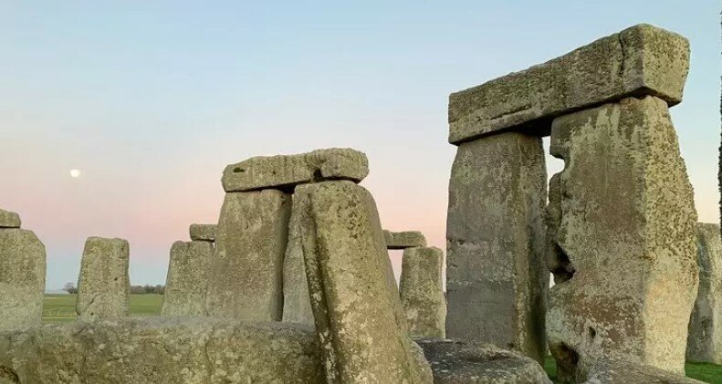 I misteri di Stonhenge passano da Catania