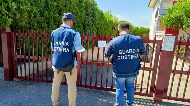Reflui fognari in mare, sequestrato residence