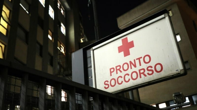 Niente posti: bloccato per 11 ore al pronto soccorso