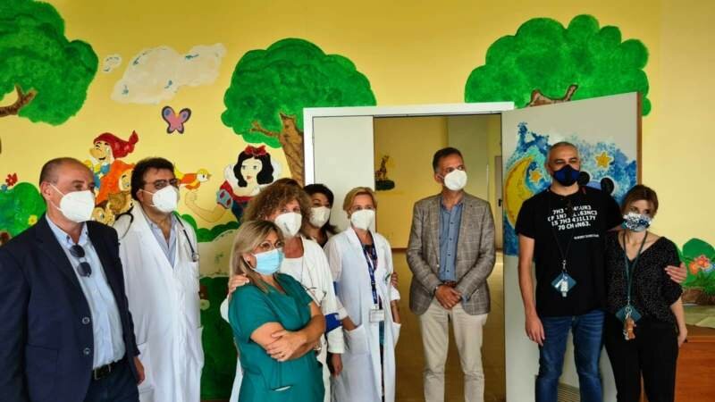 Agrigento, donazioni alla biblioteca della Pediatria