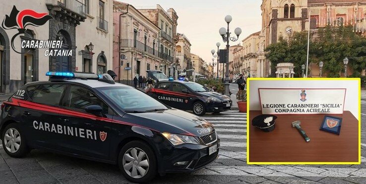 Armato di mazzuolo rapina automobilista Armato di mazzuolo rapina automobilista