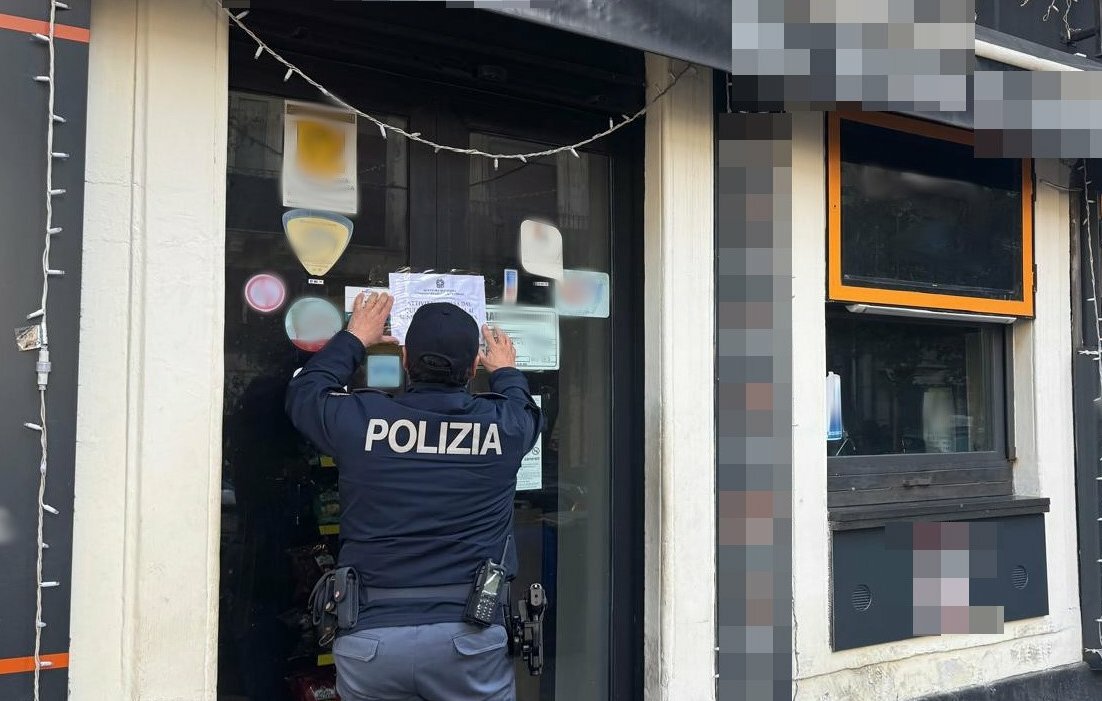 Bar di via Plebiscito ritrovo di ladri, pusher e truffatori