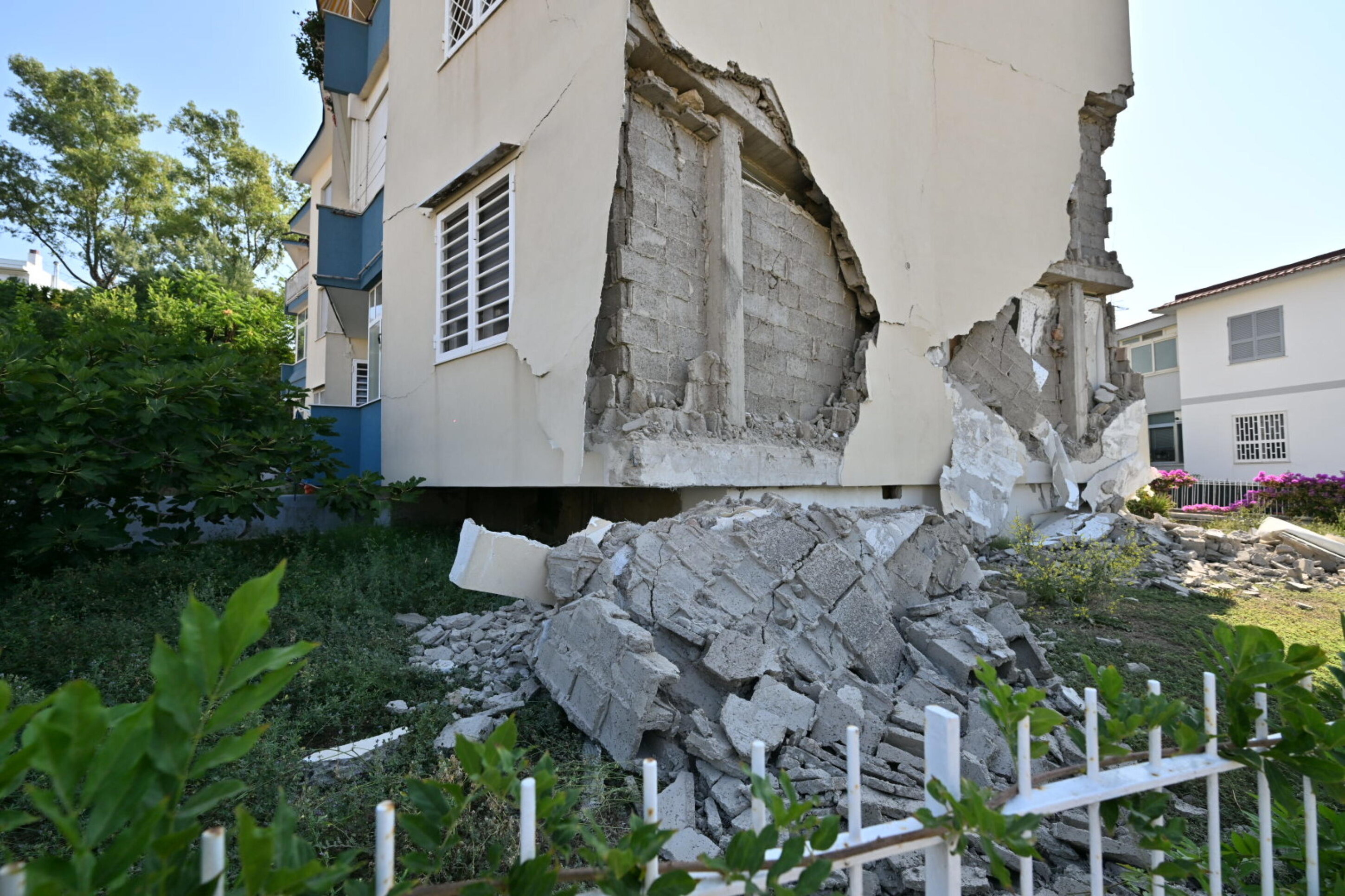 Terremoto a Napoli, &egrave; il pi&ugrave; forte degli ultimi 40 anni