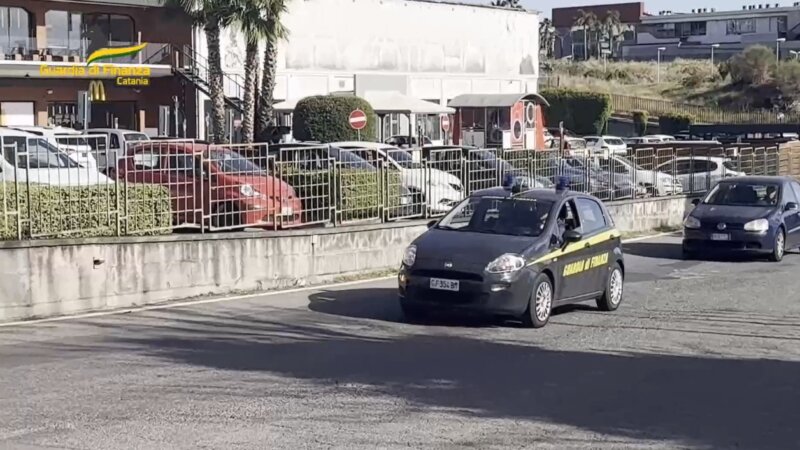 Acireale, frode fiscale su fondi Pnrr