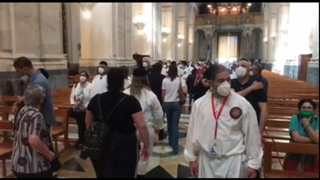 In fila per Sant'Agata