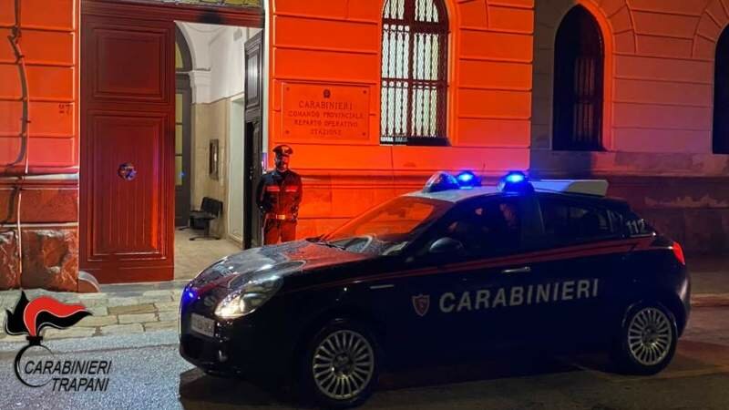 Picchia madre 84enne e le frattura la mascella