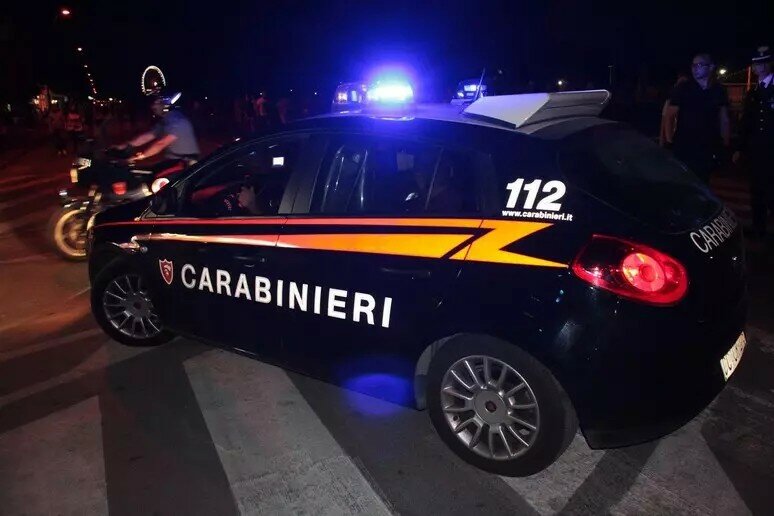 Accoltellata davanti a casa: arrestato l'ex Accoltellata davanti a casa: arrestato l'ex