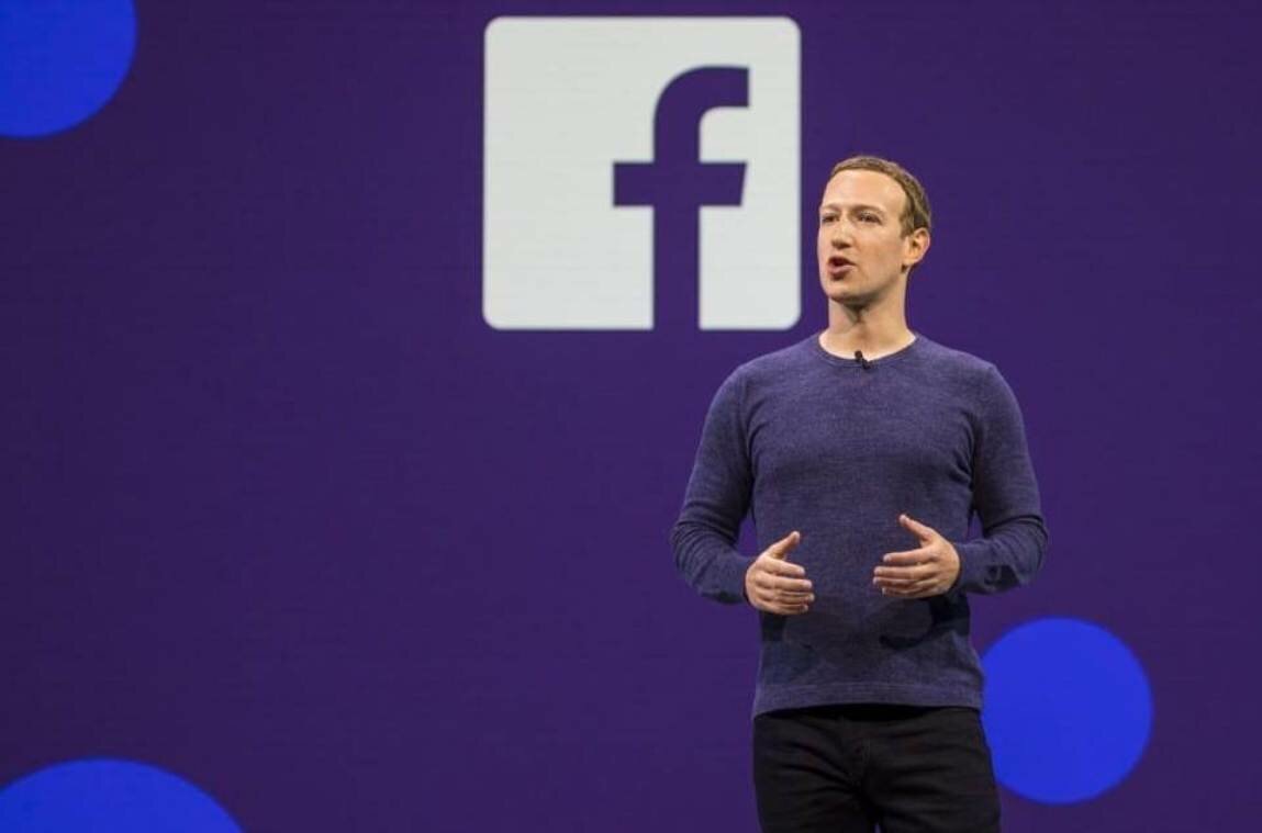 Zuckerberg licenzia: è la prima volta Zuckerberg licenzia: è la prima volta