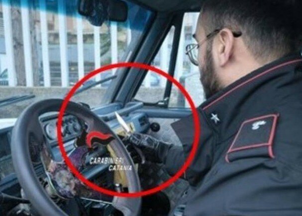 Falce e coltello: fermato il catanese che scappava