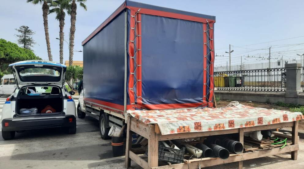 Catania: chi è senza multa scagli la prima pietra Catania: chi è senza multa scagli la prima pietra