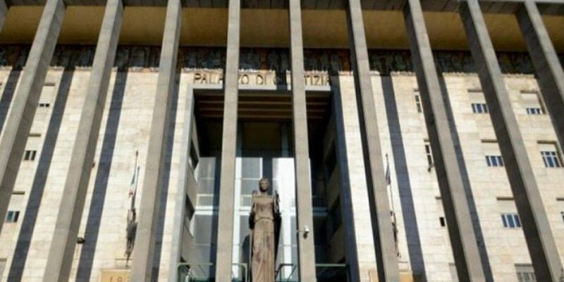 Catania: minaccia l'ex per non farla testimoniare