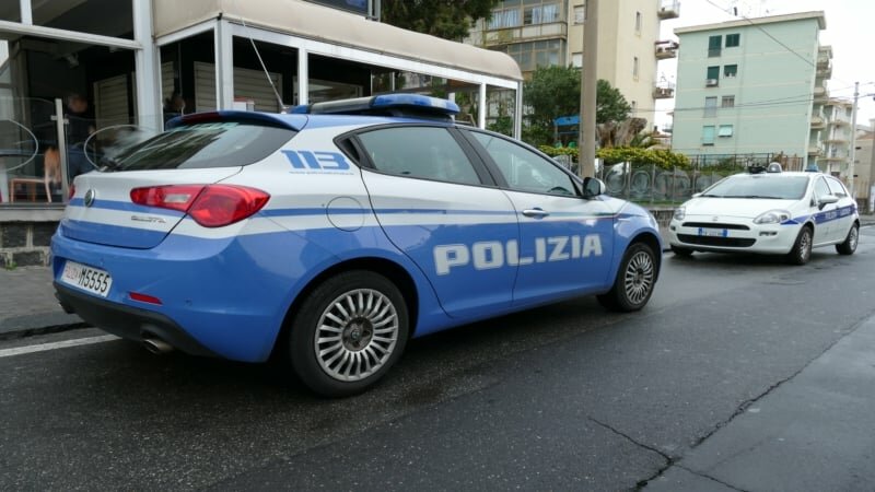 Irregolarit&agrave; edilizie: chiuso locale ad Acireale