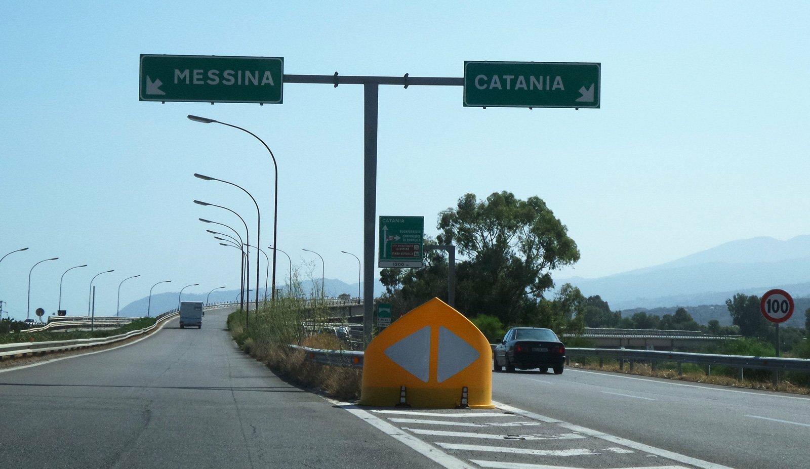 Sulla A18 si viaggia su una corsia fino a dicembre