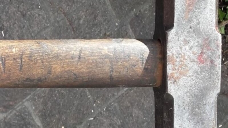 Colpito a scuola con un martello da un compagno Colpito a scuola con un martello da un compagno