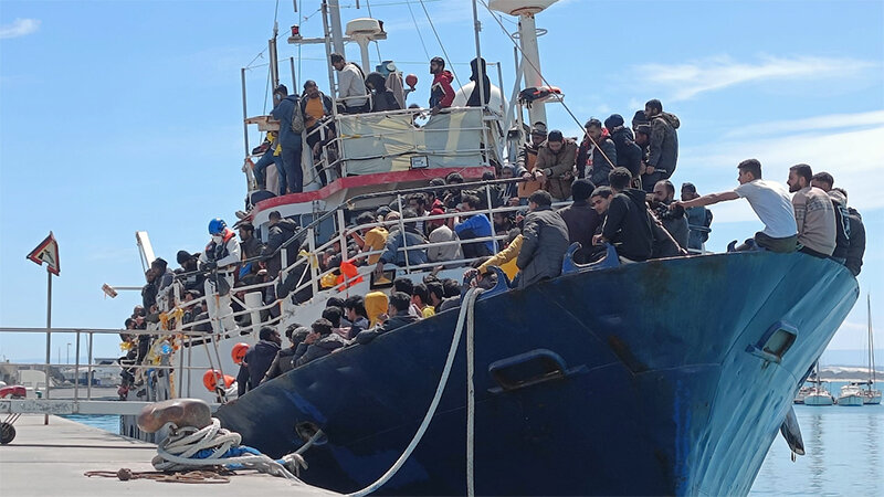 Maxi sbarco a Catania