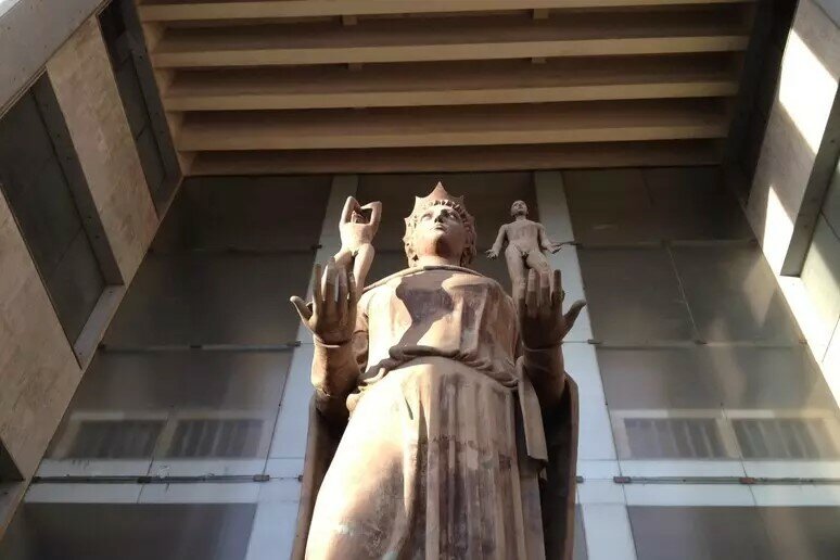 Cocaina dalla Calabria alla Sicilia: 208 anni di carcere