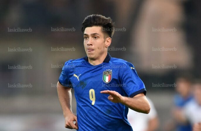 Moro, lampi d'azzurro