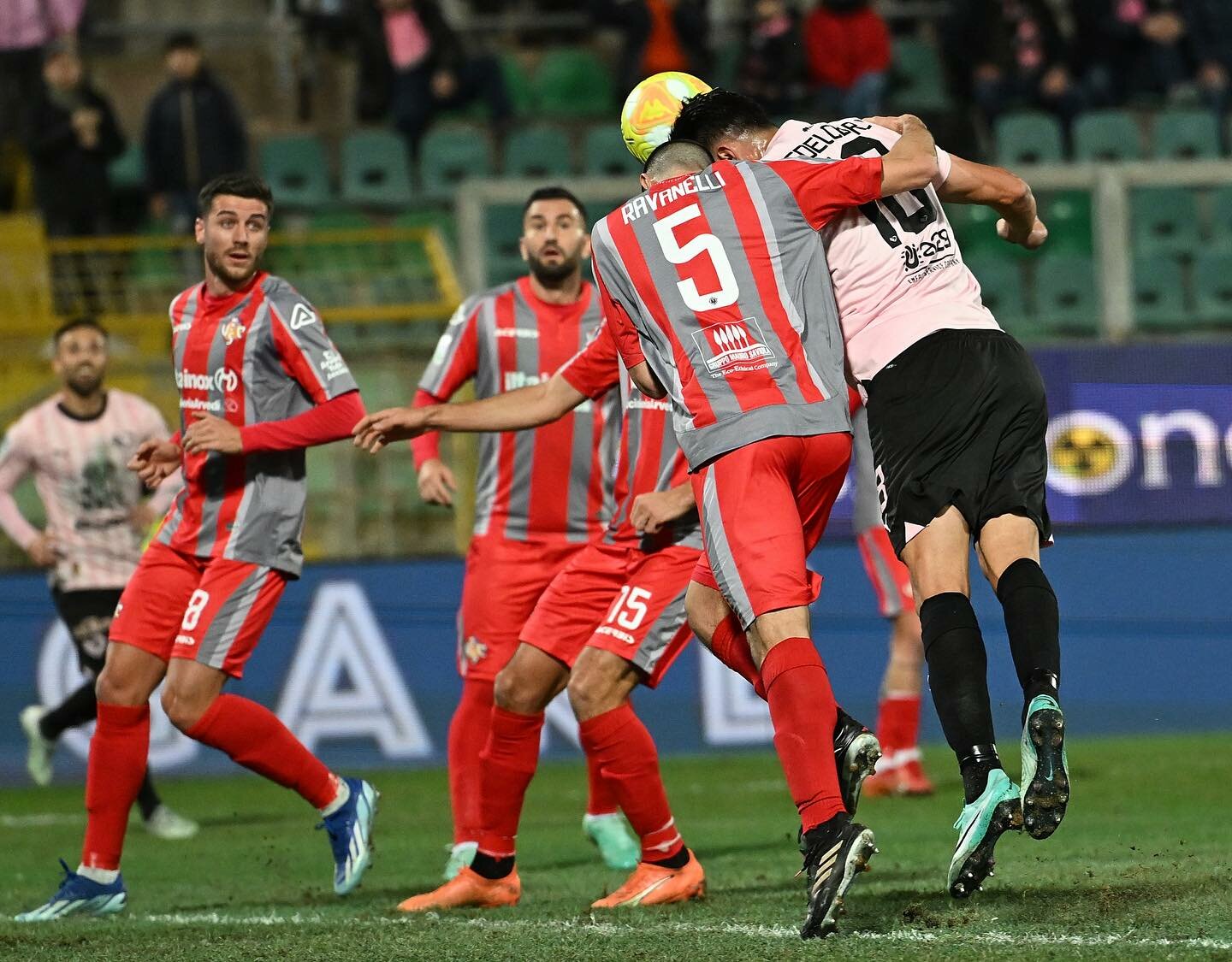 La vittoria arriva al 97', esplode il Barbera
