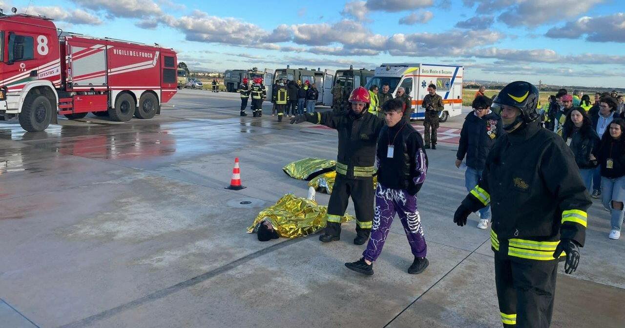 Bird strike per la Goodbye Flight: tutto finto