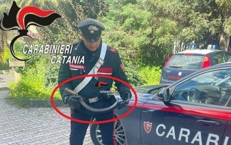 Ruba due auto in due giorni e chiede riscatto Ruba due auto in due giorni e chiede riscatto