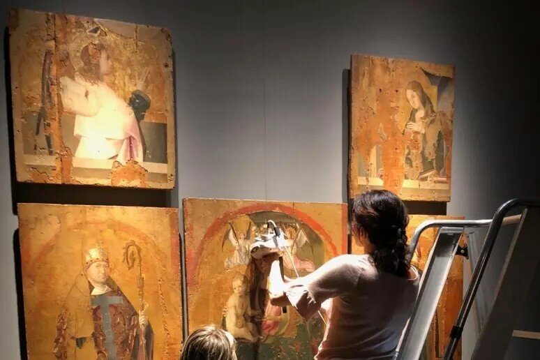 Furto al museo, un'impronta sulle opere ne attesta l'autenticità Furto al museo, un'impronta sulle opere ne attesta l'autenticità
