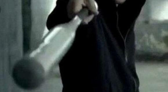 Mazzate in famiglia a Sant'Agata Li Battiati Mazzate in famiglia a Sant'Agata Li Battiati