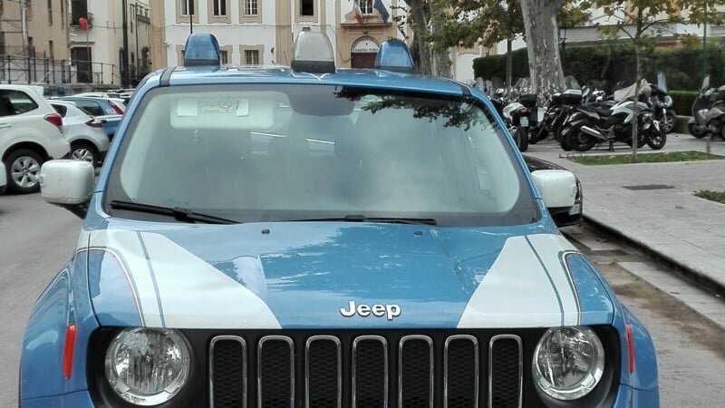 Rapine in centro storico: fermata banda di giovani