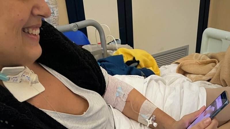 Colpita dal Covid in gravidanza: "Vaccinatevi" Colpita dal Covid in gravidanza: "Vaccinatevi"