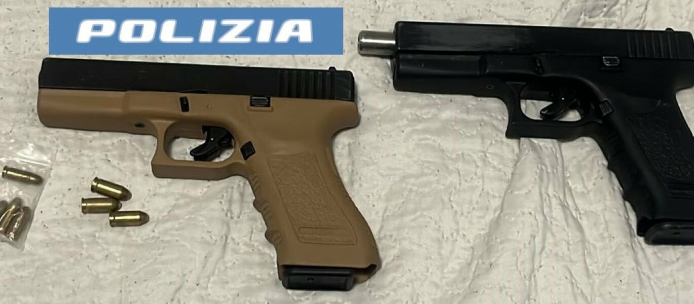 Custodisce arsenale mentre &egrave; ai domiciliari