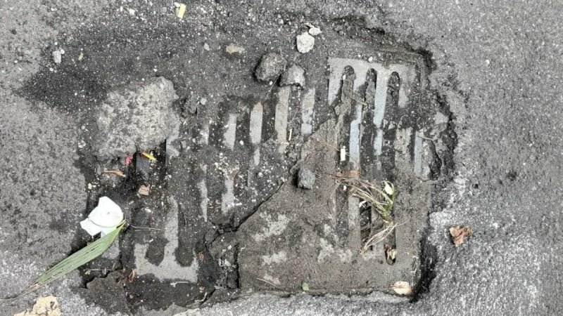 Catania 'libera' 2.500 tombini