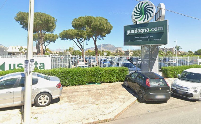 Negoziante rapinato e menato, presi 2 ragazzini