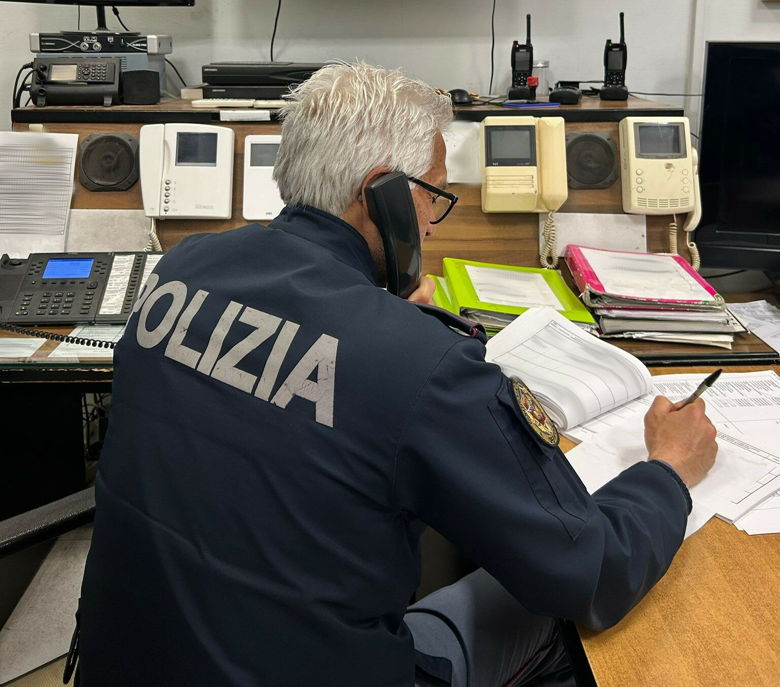 comunicato-congiunto-polizia-di-stato-e-arma-dei-carabinieri-su-tentativo-di-suicidio-aci-santantonio.jpeg