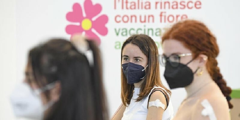 Vaccini ai bambini, tocca ai pediatri di libera scelta