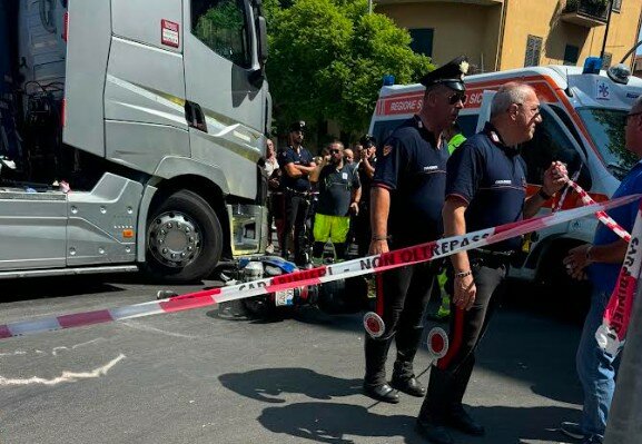 Scontro camion-moto, Salvatore muore a 28 anni Scontro camion-moto, Salvatore muore a 28 anni