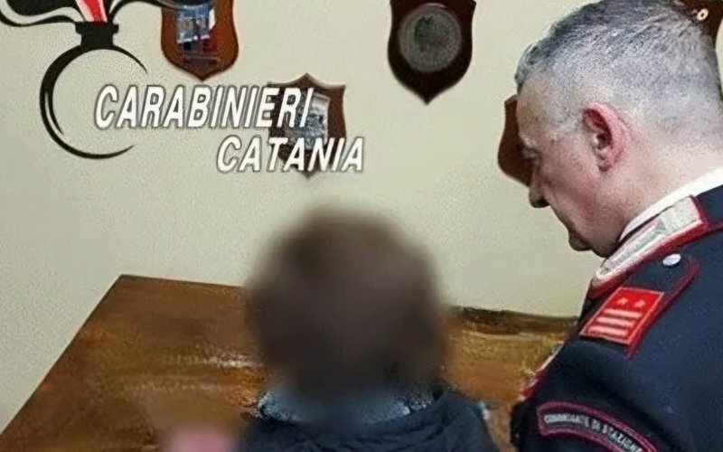 Botte da figlia ludopatica: 'Finisci sulla sedia a rotelle'