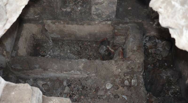 Catania, tomba romana sotto le case popolari