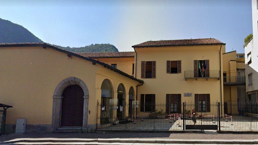 Prof siciliano vaccinato ma respinto